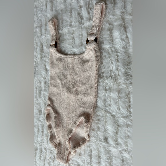 Hunza G Domino One Piece in Blush - Picture 7 of 15